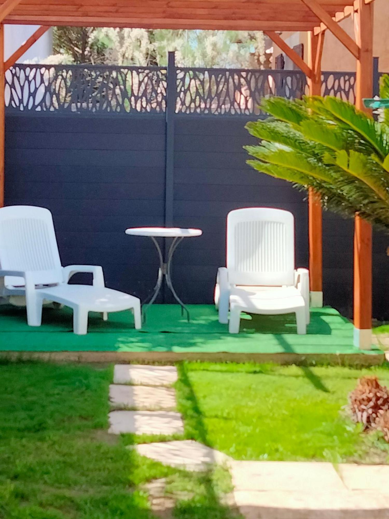 Maison 4 A 6 Pers Quartier Calme Tout Confort 에그모르트 외부 사진